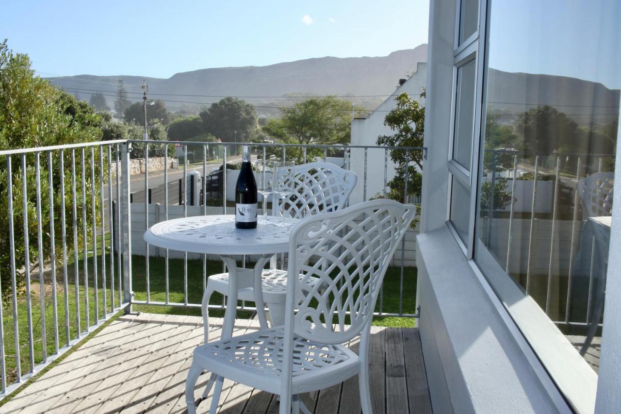 Ocean Pearl Hermanus - 5 Bedrooms エクステリア 写真